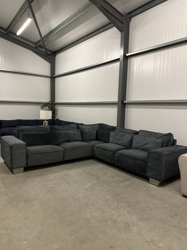 Steel grey plush velvet sloane - steel,