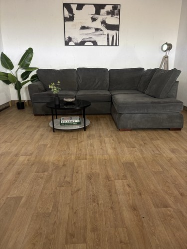 Grey dfs orka shape corner - dfs,